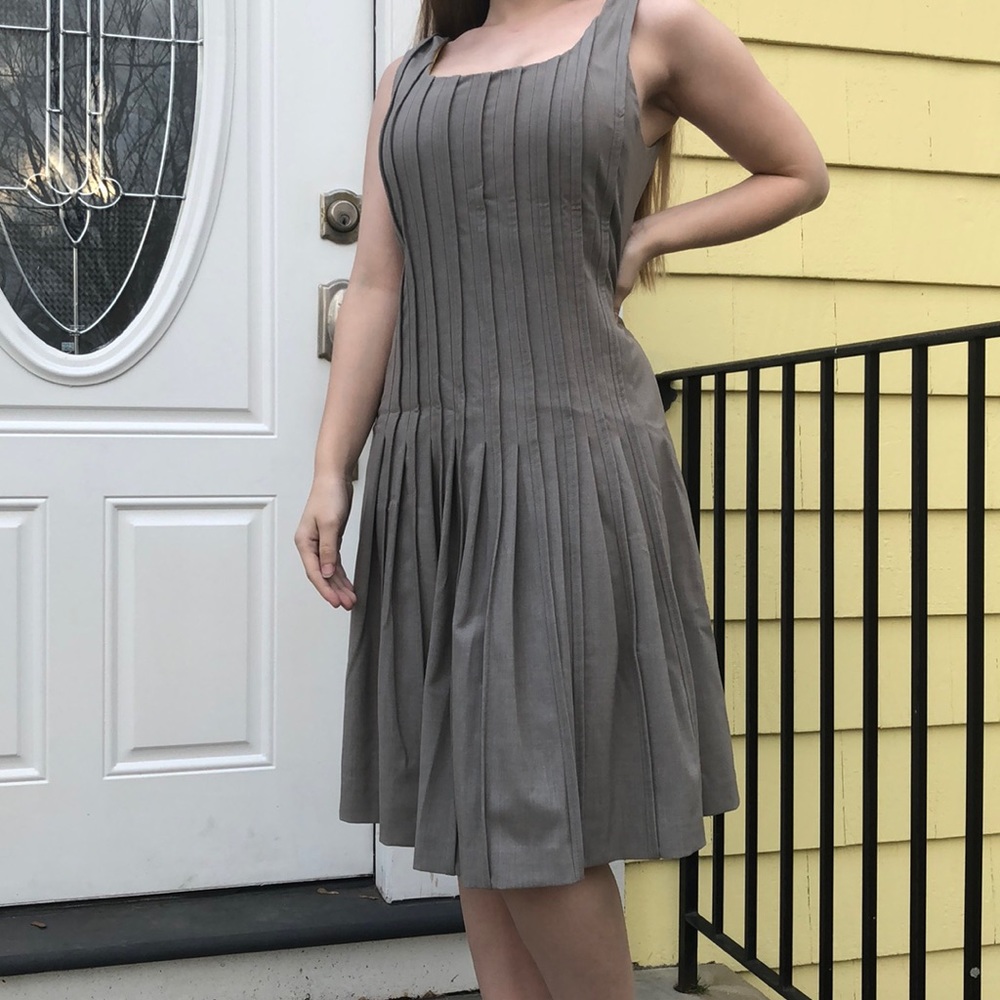 Marc New York Andrew Marc 4 gray flare skirt dress